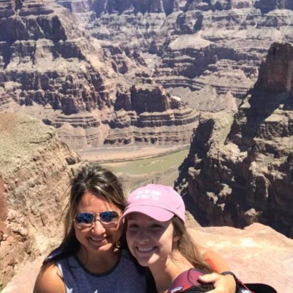 Meet your Posher, Kasey